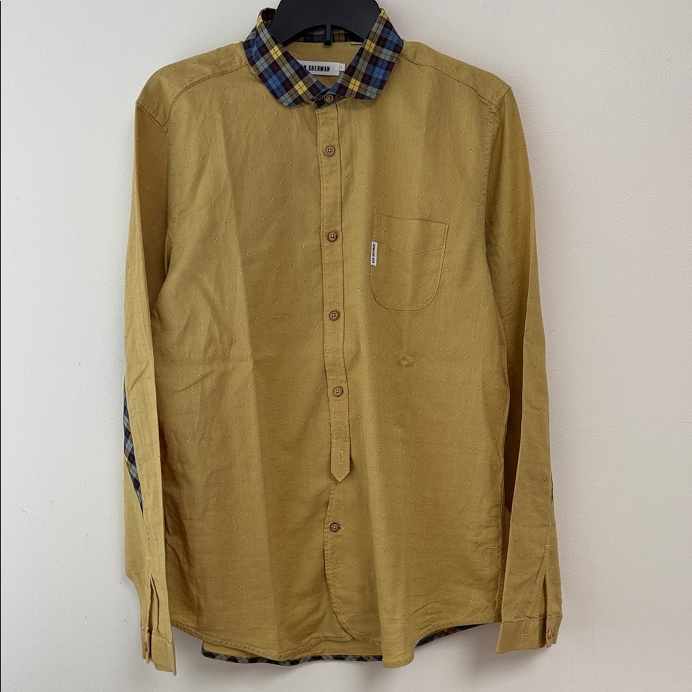 Levi's Men's Yellow Shirt with Checkered Collar
